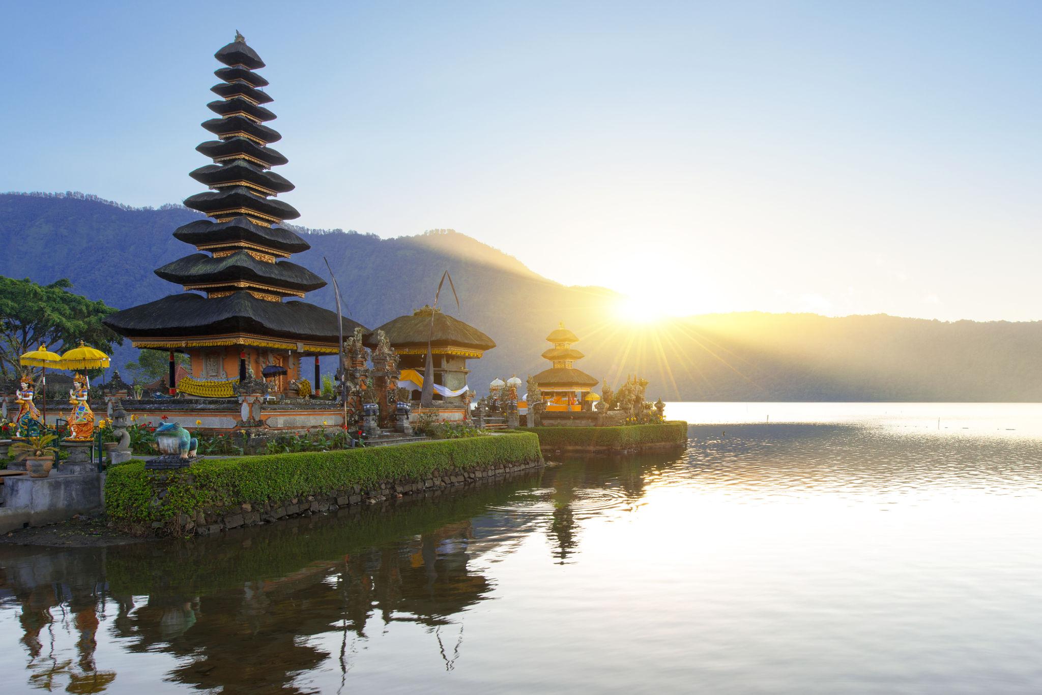 🇮🇩 🌄 Bali, Java & Komodo: Gods, Volcanoes & Dragons, Indonesia — 12 Days
