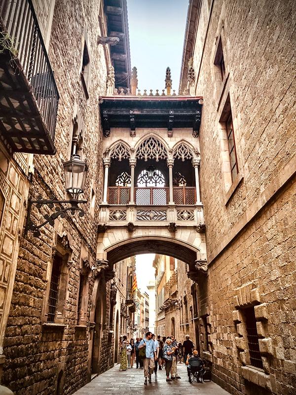 🇪🇸 🌆 Barcelona, Catalonia & Gaudí's Visionary City, Spain — 10 Days