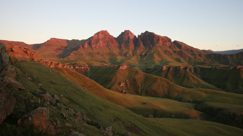 🇿🇦 🏔️ Drakensberg Mountain Adventure — South Africa | Daylite Digital