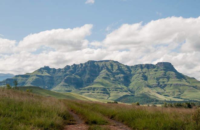 🇿🇦 🏔️ Drakensberg Mountain Adventure — South Africa | Daylite Digital