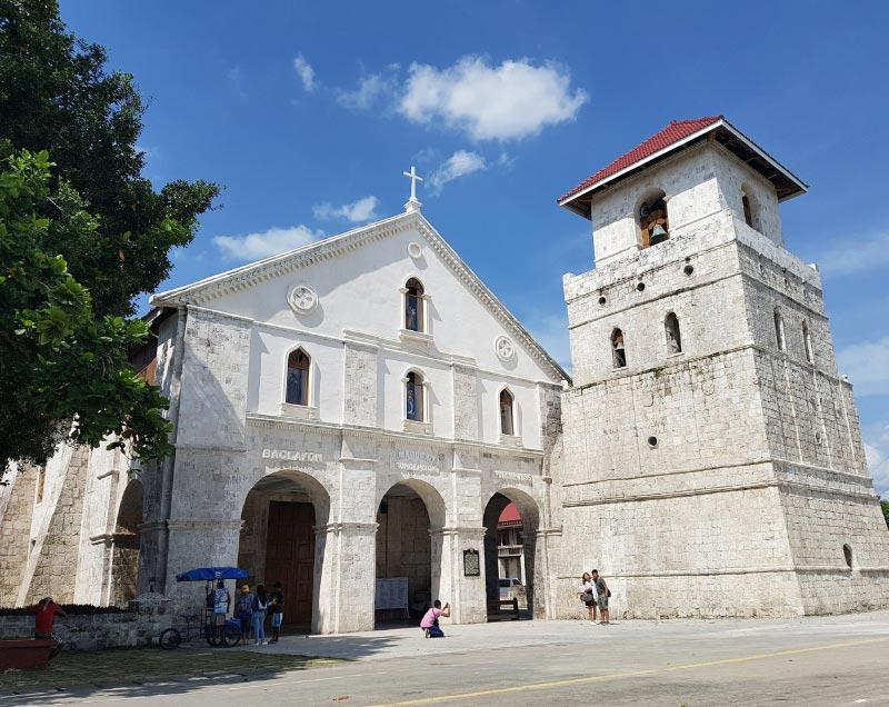 🇵🇭 Cebu, Bohol & the Visayas · Chocolate Hills, Whale Sharks & Spanish Churches, Philippines — 10 Days