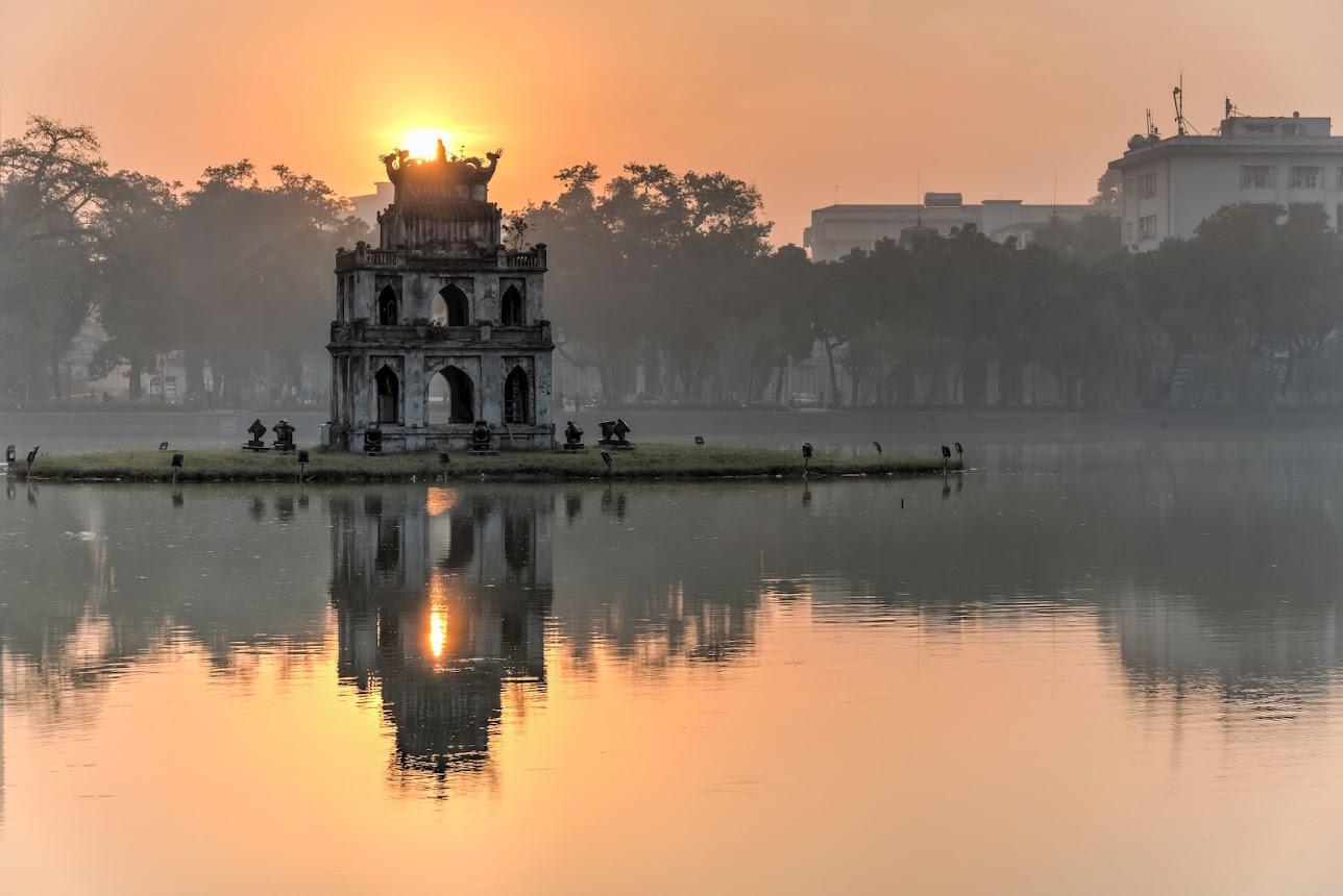 🇻🇳 🐉 Hanoi & Ha Long Bay: Dragon Legends & Ancient Streets, Vietnam — 10 Days
