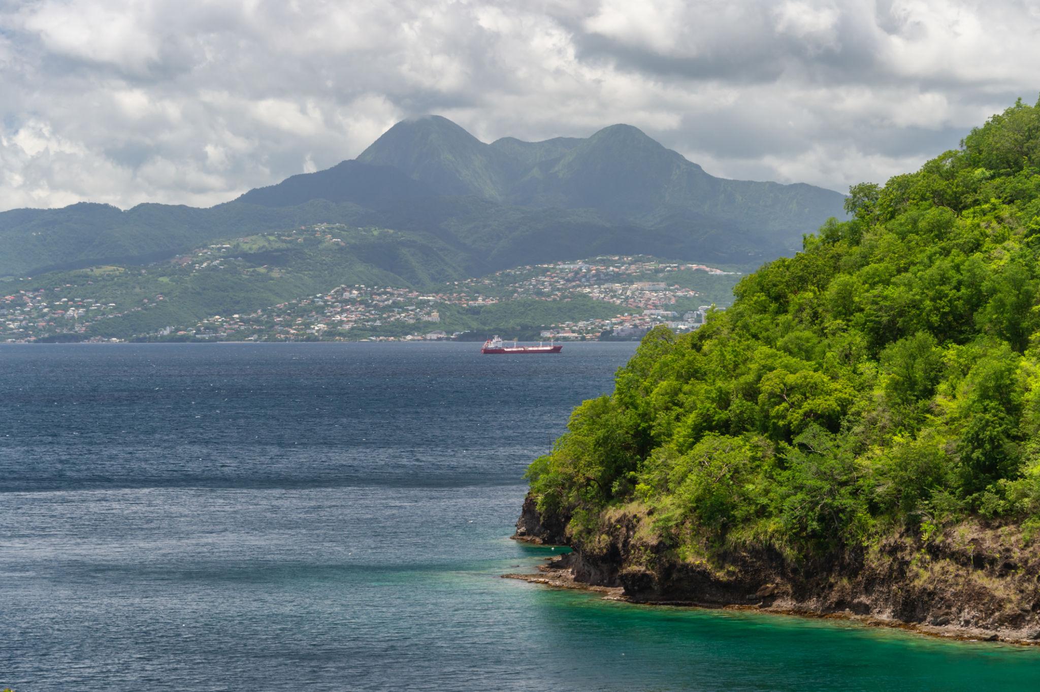 🇲🇶 🌋 Martinique · Mont Pelée, Rum Distilleries & the French Caribbean Water Circuit · 5 Days