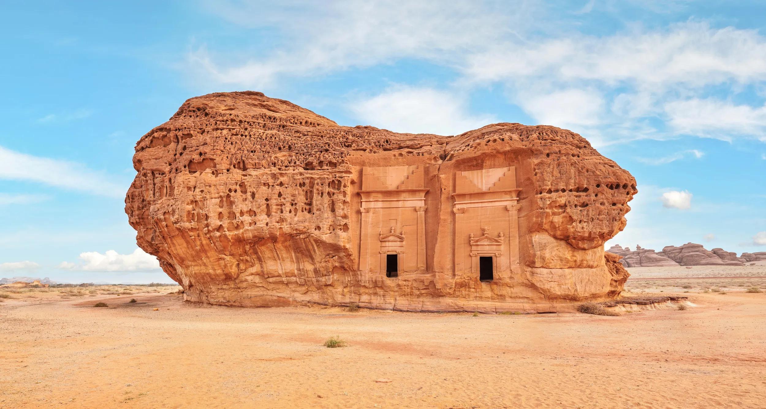 🇸🇦 🏙️ Riyadh, AlUla Nabataean City & Red Sea, Saudi Arabia · 9 Days