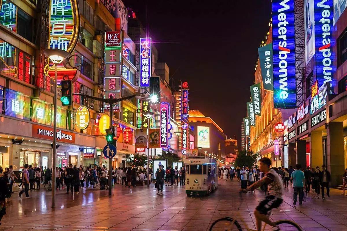 🇨🇳 🏙 Shanghai: East Meets West & The Bund Soul of Haipai China - 9 Days