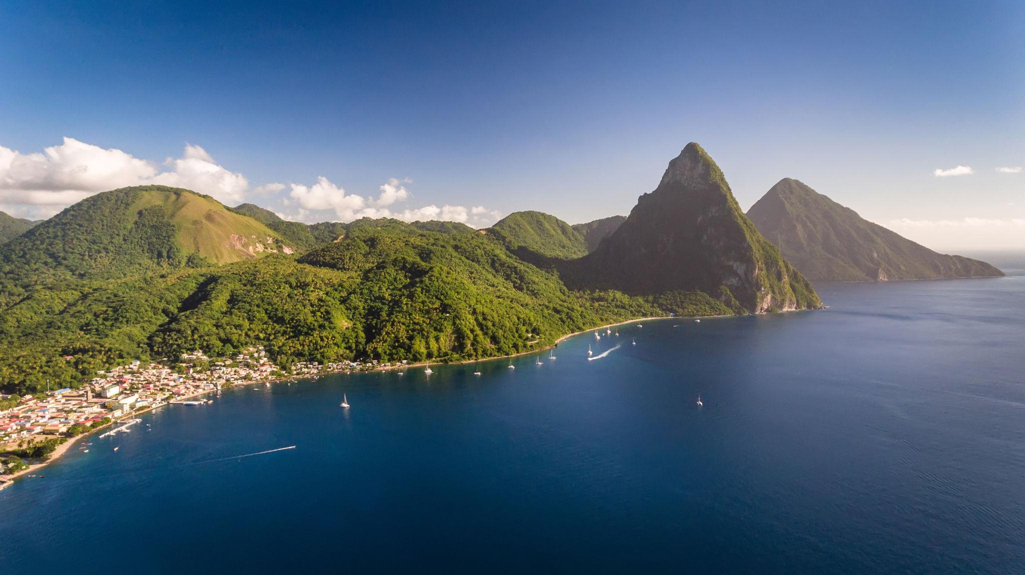 🇱🇨 ♨️ St Lucia · Pitons, Sulphur Springs & the Volcanic Water Circuit · 5 Days