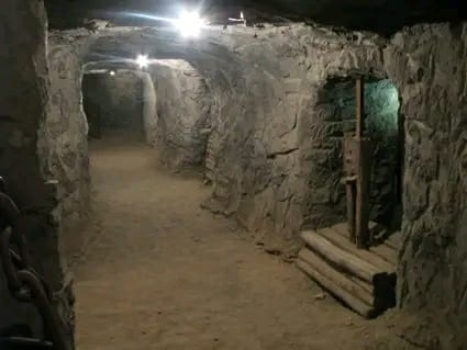 Kimberley mine tunnel interior